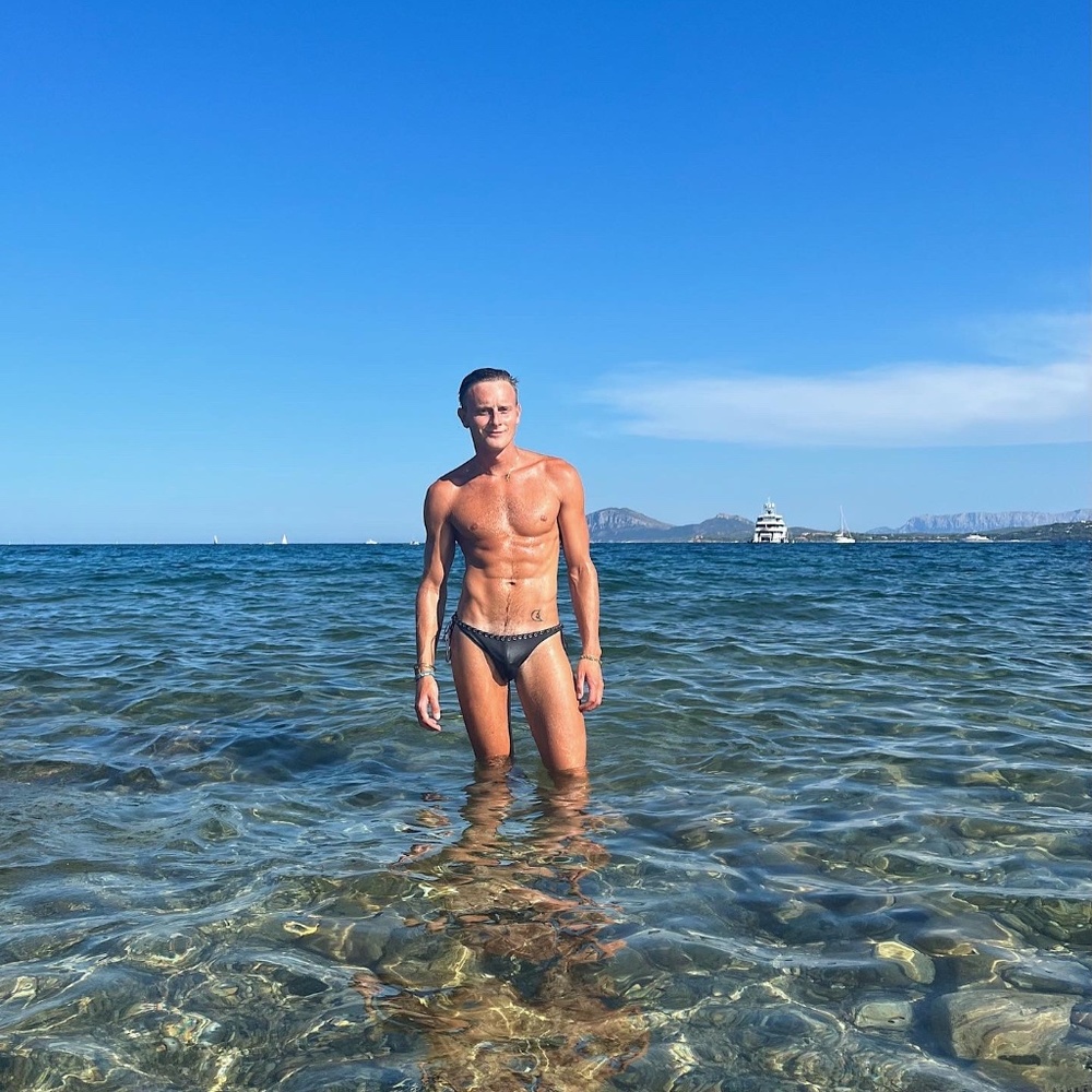 Meet your Posher, Silas